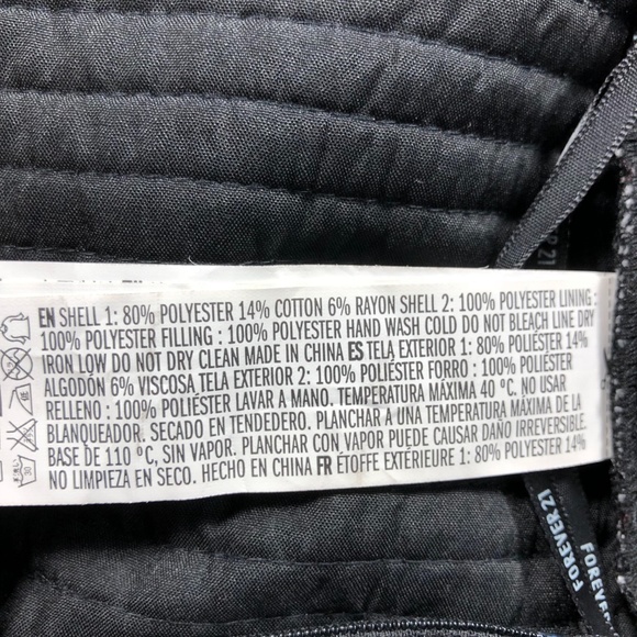 Forever 21 Quilted Aztec Print Mini Skirt Size M - Picture 3 of 5